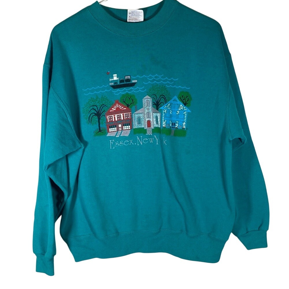 Vintage Essex, New York crewneck Sweatshirt size large cottagecore casual